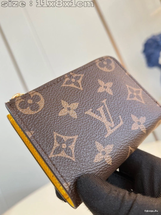 Louis Vuitton Wallet-11*8.5*1.5CM Noa Compact 0517